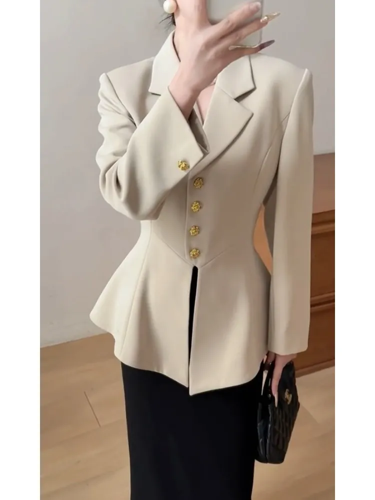 Winter Clothing Looks - Desain Pakaian Profesional Musim Semi 2025