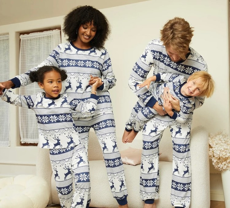 Set Piyama Keluarga Natal Moti - Winter Clothing Looks ulasan dan harga